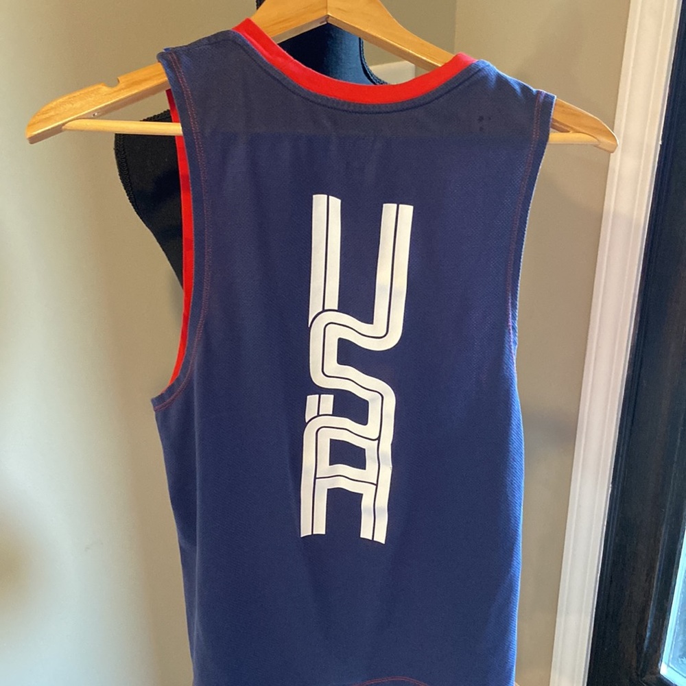 Nike patriotic NFL football tank top. Men’s Size Medium.  Red/white/blue.  EUC. - Picture 3 of 9